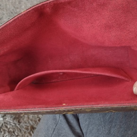 🌹Amazing Rare Louis Vuitton Recital - Picture 4 of 15